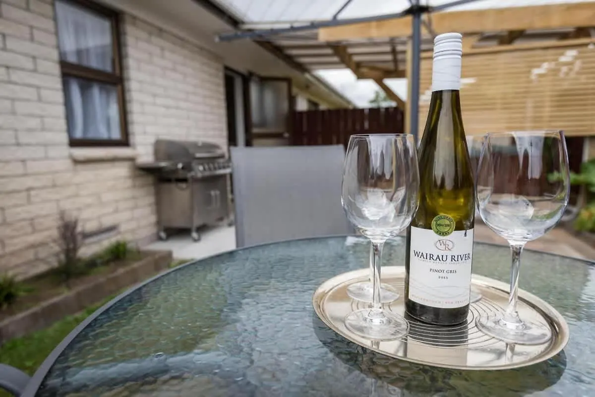 Holiday home Beez Kneez Villa Rotorua